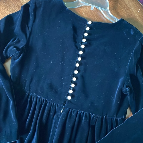 Vintage Banana Republic Black Velvet Empire Waist Dress - Size 8 - Picture 2 of 9